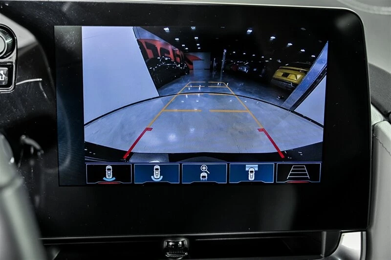 2025 Chevrolet Corvette C8 E-Ray - Image 25 of 30