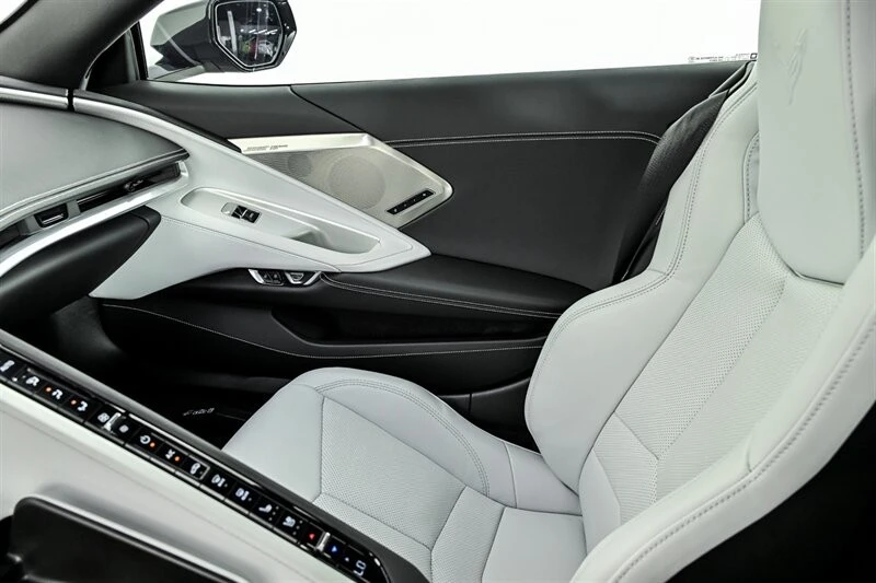 2025 Chevrolet Corvette C8 E-Ray - Image 30 of 30