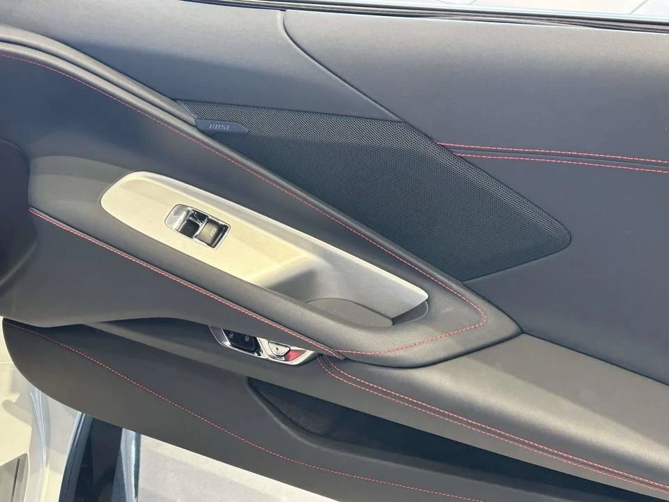 2025 Chevrolet Corvette C8 E-Ray - Image 20 of 20