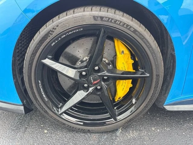 2025 Chevrolet Corvette C8 E-Ray - Image 12 of 31