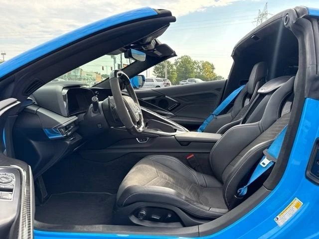 2025 Chevrolet Corvette C8 E-Ray - Image 20 of 31