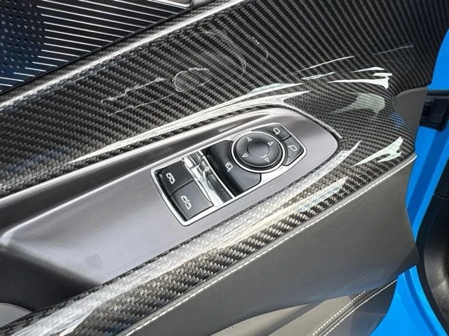 2025 Chevrolet Corvette C8 E-Ray - Image 27 of 31
