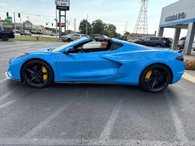 2025 Chevrolet Corvette C8 E-Ray - Image 2 of 31