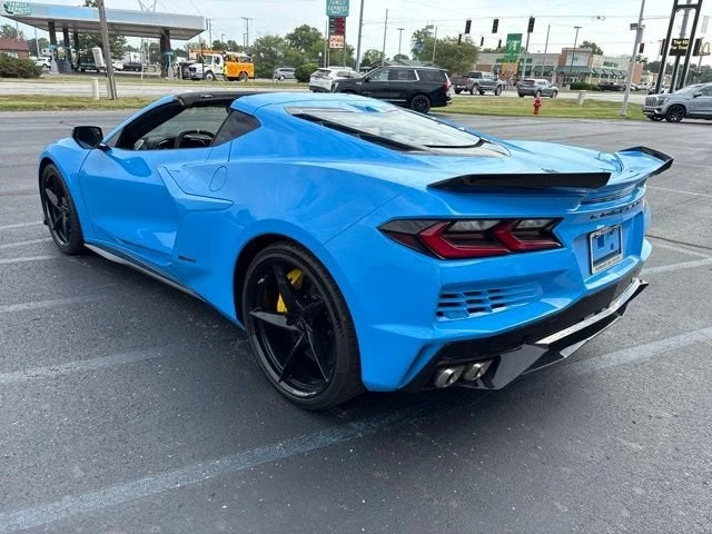 2025 Chevrolet Corvette C8 E-Ray - Image 3 of 31