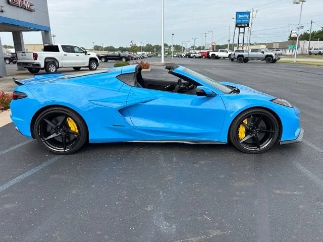 2025 Chevrolet Corvette C8 E-Ray - Image 7 of 31