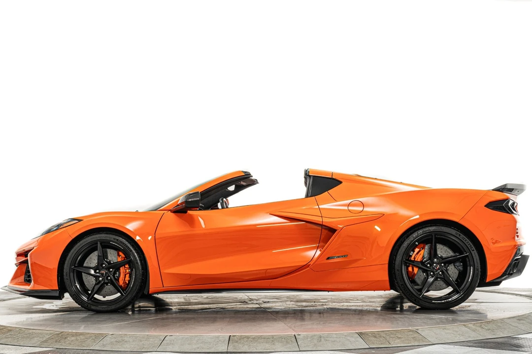 2025 Chevrolet Corvette C8 - Image 7 of 12