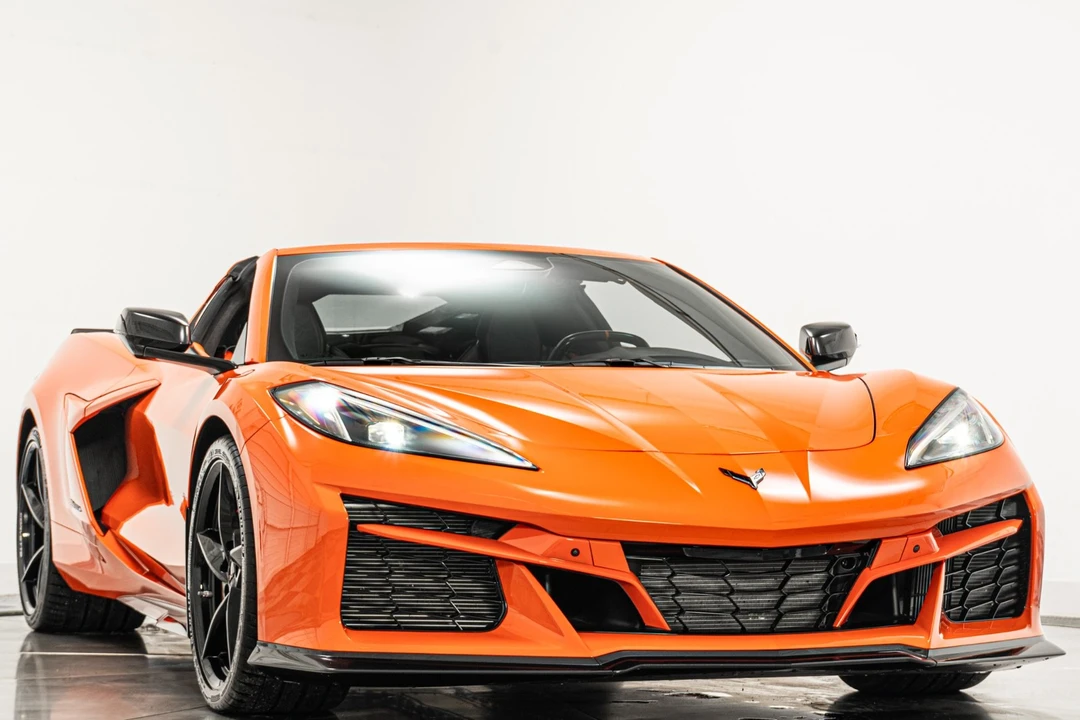 2025 Chevrolet Corvette C8 - Image 4 of 12