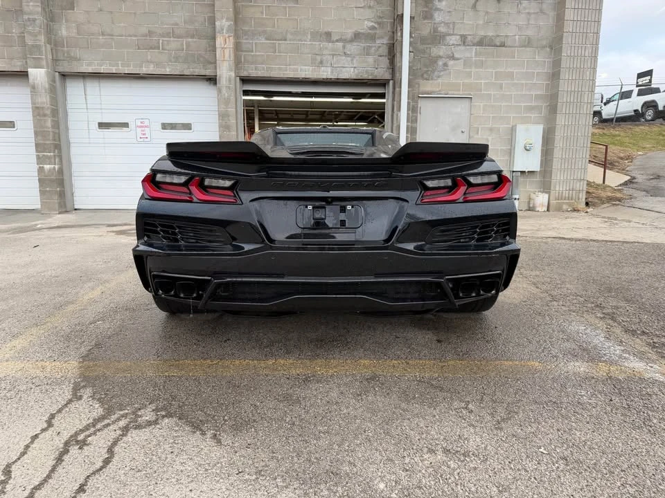 2025 Chevrolet Corvette C8 E-Ray - Image 6 of 15