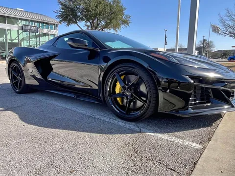 2025 Chevrolet Corvette E-Ray Convertible 2D