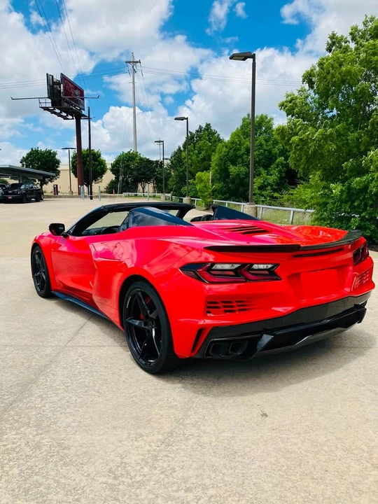 2025 Chevrolet Corvette C8 E-Ray - Image 5 of 12