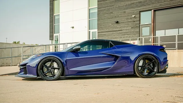 2025 Chevrolet Corvette C8 E-Ray - Image 2 of 19
