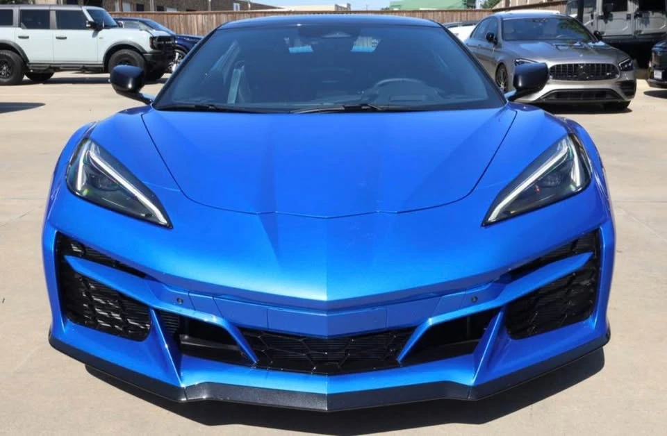 2025 Chevrolet Corvette C8 E-Ray - Image 2 of 12