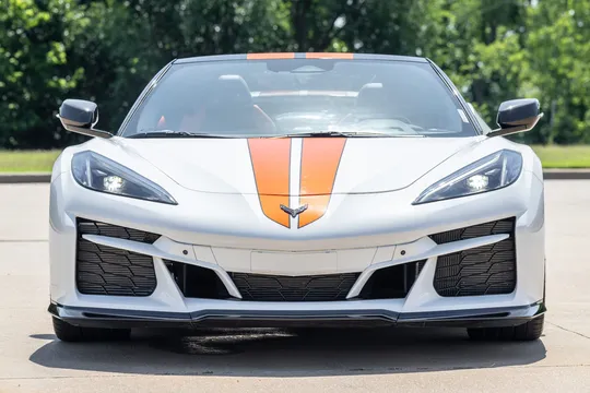 2025 Chevrolet Corvette C8 E-Ray - Image 3 of 31