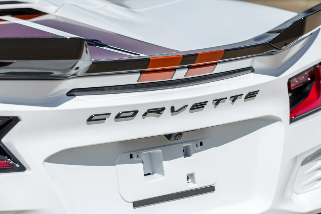 2025 Chevrolet Corvette C8 E-Ray - Image 27 of 31