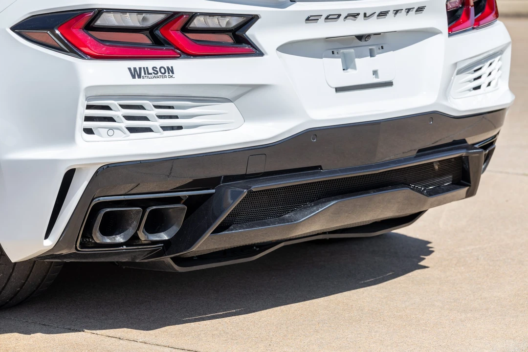 2025 Chevrolet Corvette C8 E-Ray - Image 25 of 31