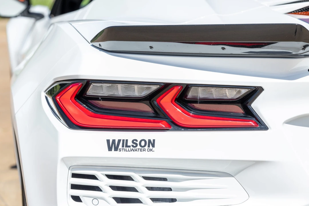 2025 Chevrolet Corvette C8 E-Ray - Image 26 of 31