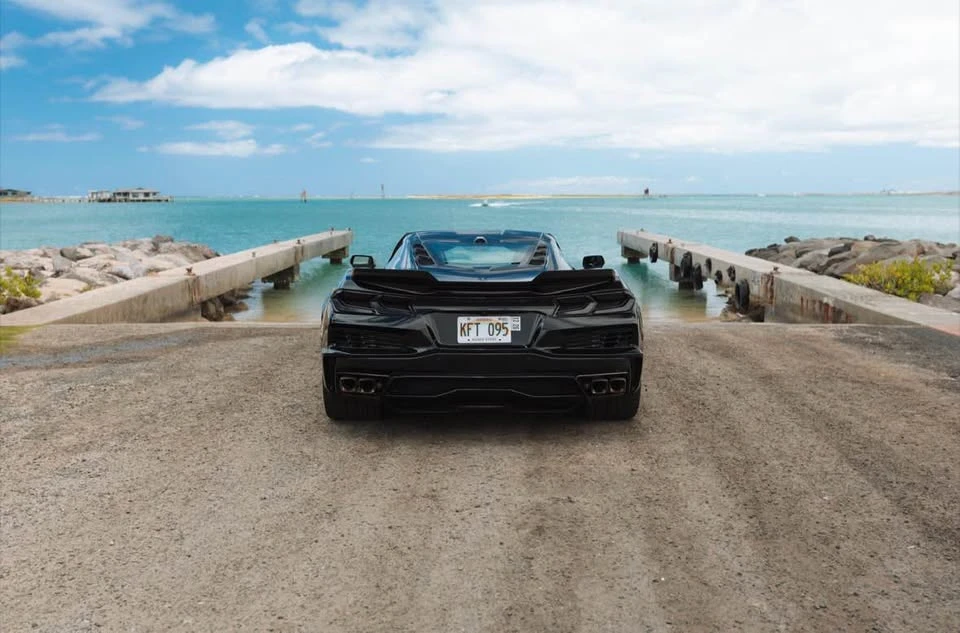 2025 Chevrolet Corvette C8 E-Ray - Image 5 of 9