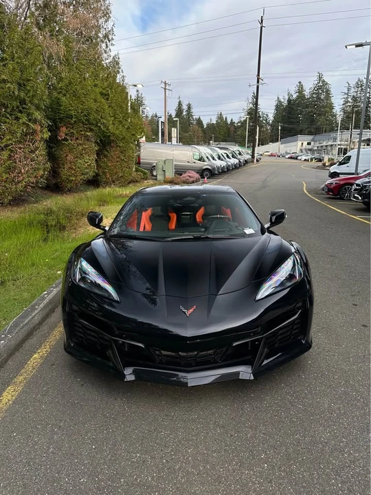 2025 Chevrolet - Image 2 of 18