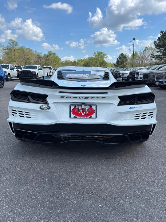 2025 Chevrolet Corvette C8 E-Ray - Image 5 of 13