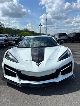 2025 Chevrolet Corvette C8 E-Ray - Image 2 of 13