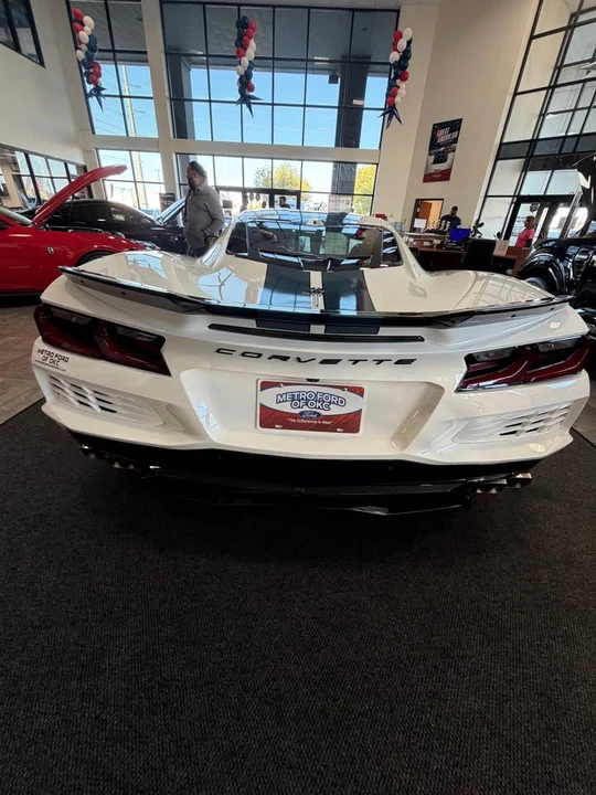 2025 Chevrolet Corvette C8 E-Ray - Image 5 of 6