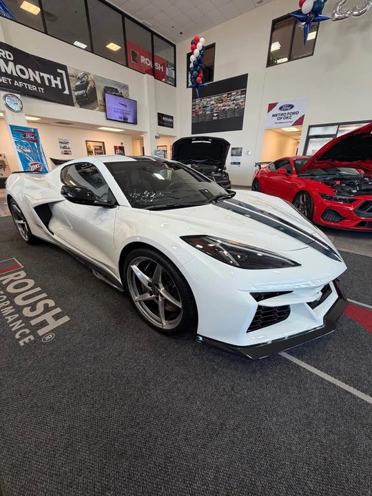 2025 Chevrolet Corvette C8 E-Ray - Image 2 of 6