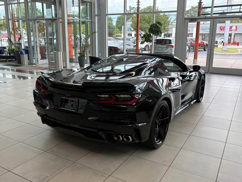 2025 Chevrolet Corvette C8 E-Ray - Image 8 of 18