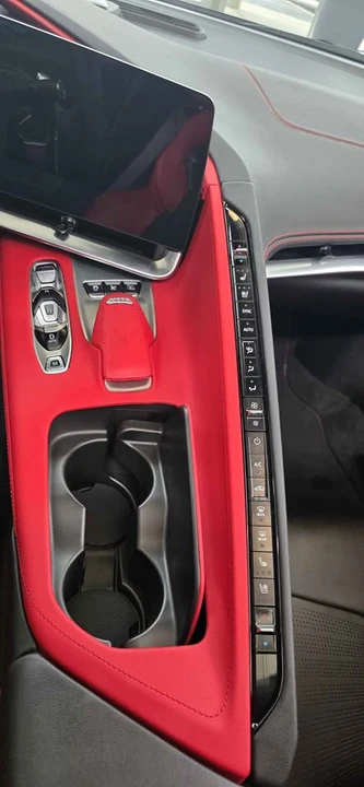 2025 Chevrolet Corvette C8 E-Ray - Image 13 of 17