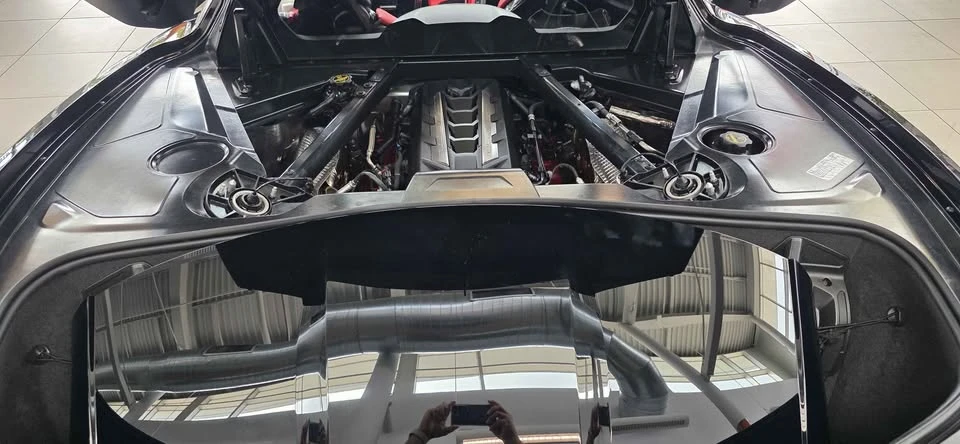 2025 Chevrolet Corvette C8 E-Ray - Image 16 of 17