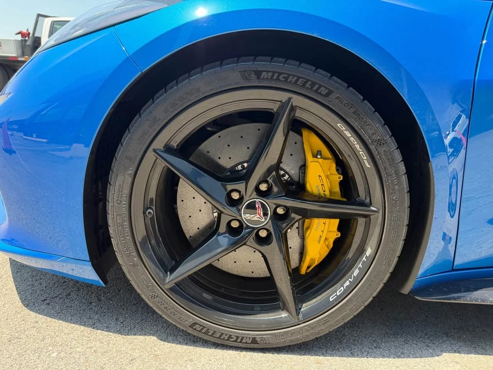 2025 Chevrolet Corvette C8 E-Ray - Image 12 of 12