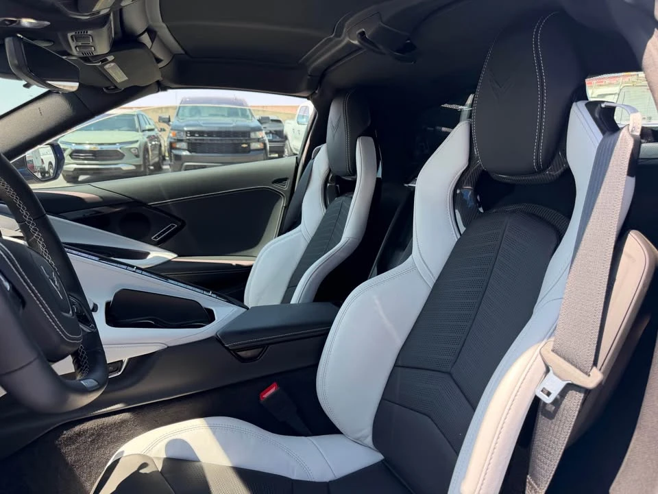 2025 Chevrolet Corvette C8 E-Ray - Image 7 of 12