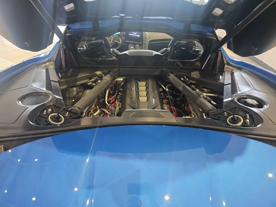 2025 Chevrolet Corvette C8 E-Ray - Image 5 of 10