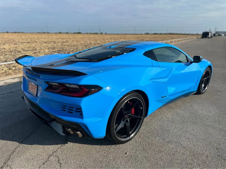 2025 Chevrolet Corvette C8 E-Ray - Image 6 of 15