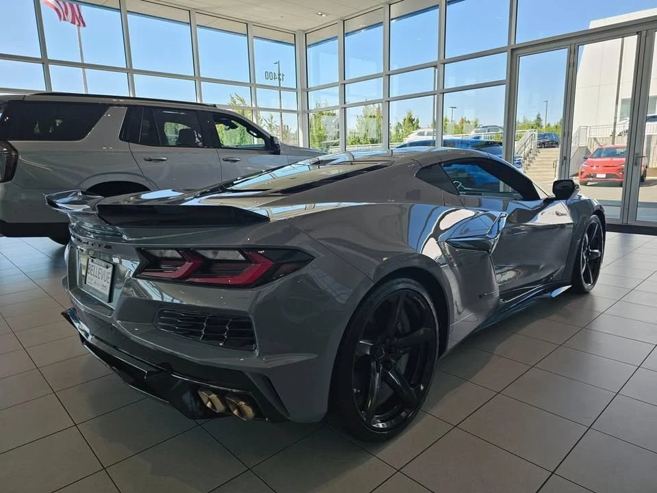 2025 Chevrolet Corvette C8 E-Ray - Image 4 of 14