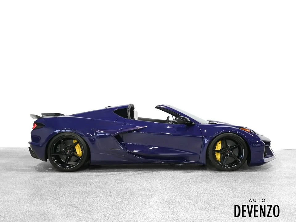 2025 Chevrolet Corvette C8 E-Ray - Image 2 of 18