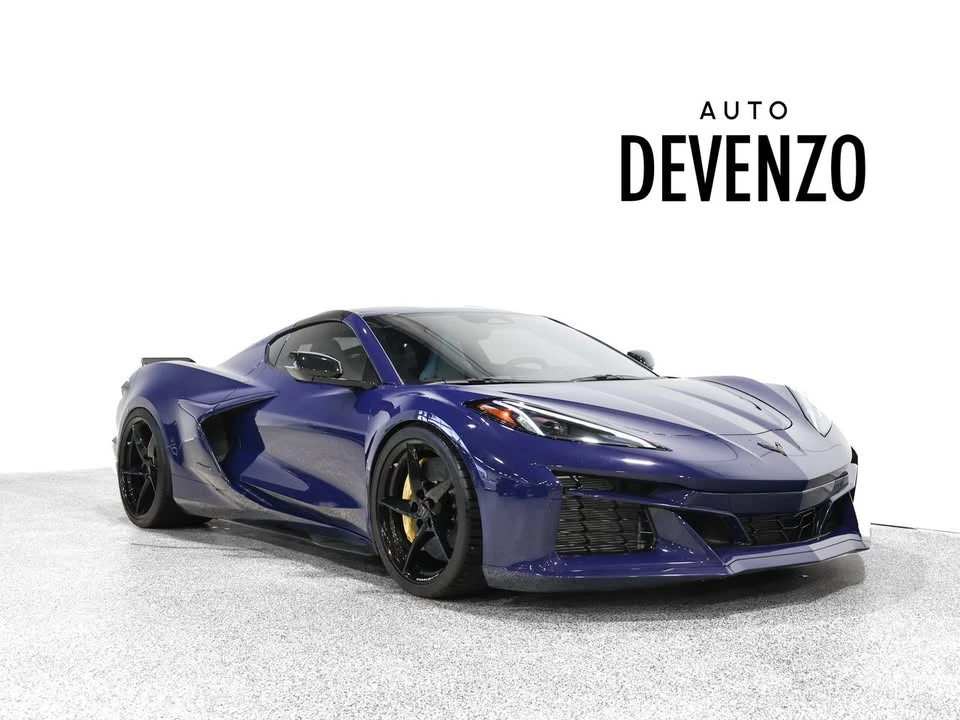 2025 Chevrolet Corvette C8 E-Ray - Image 18 of 18