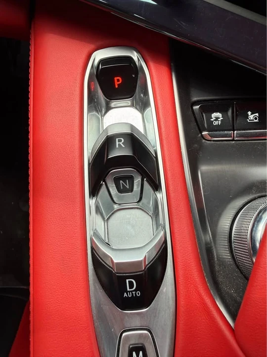 2025 Chevrolet Corvette C8 E-Ray - Image 10 of 14