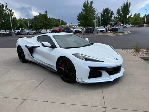 2025 Chevrolet Corvette C8 E-Ray - Image 2 of 14