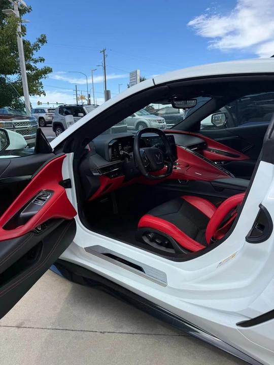 2025 Chevrolet Corvette C8 E-Ray - Image 7 of 14