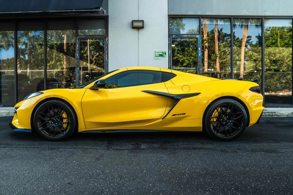 2025 Chevrolet Corvette C8 - Image 8 of 20