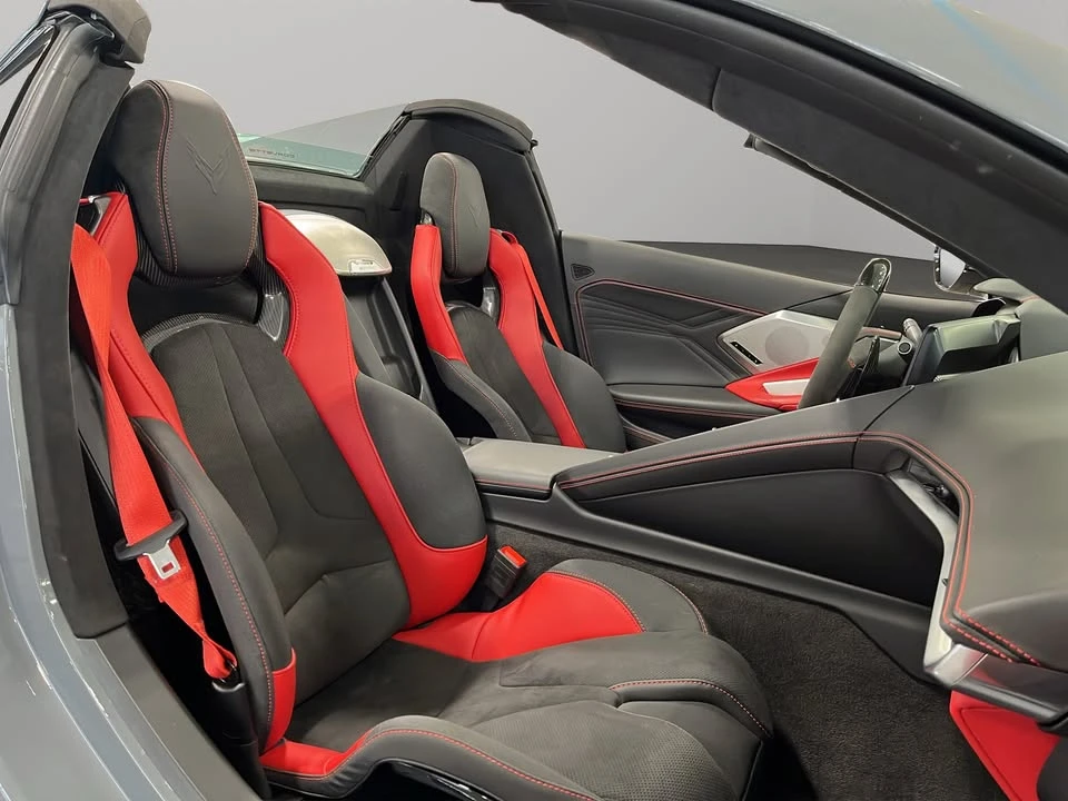 2025 Chevrolet Corvette C8 - Image 14 of 17