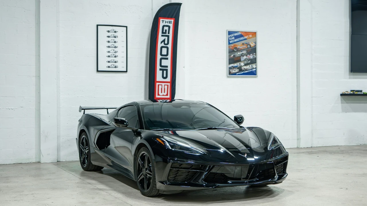 2025 Chevrolet Corvette C8 - Image 21 of 31