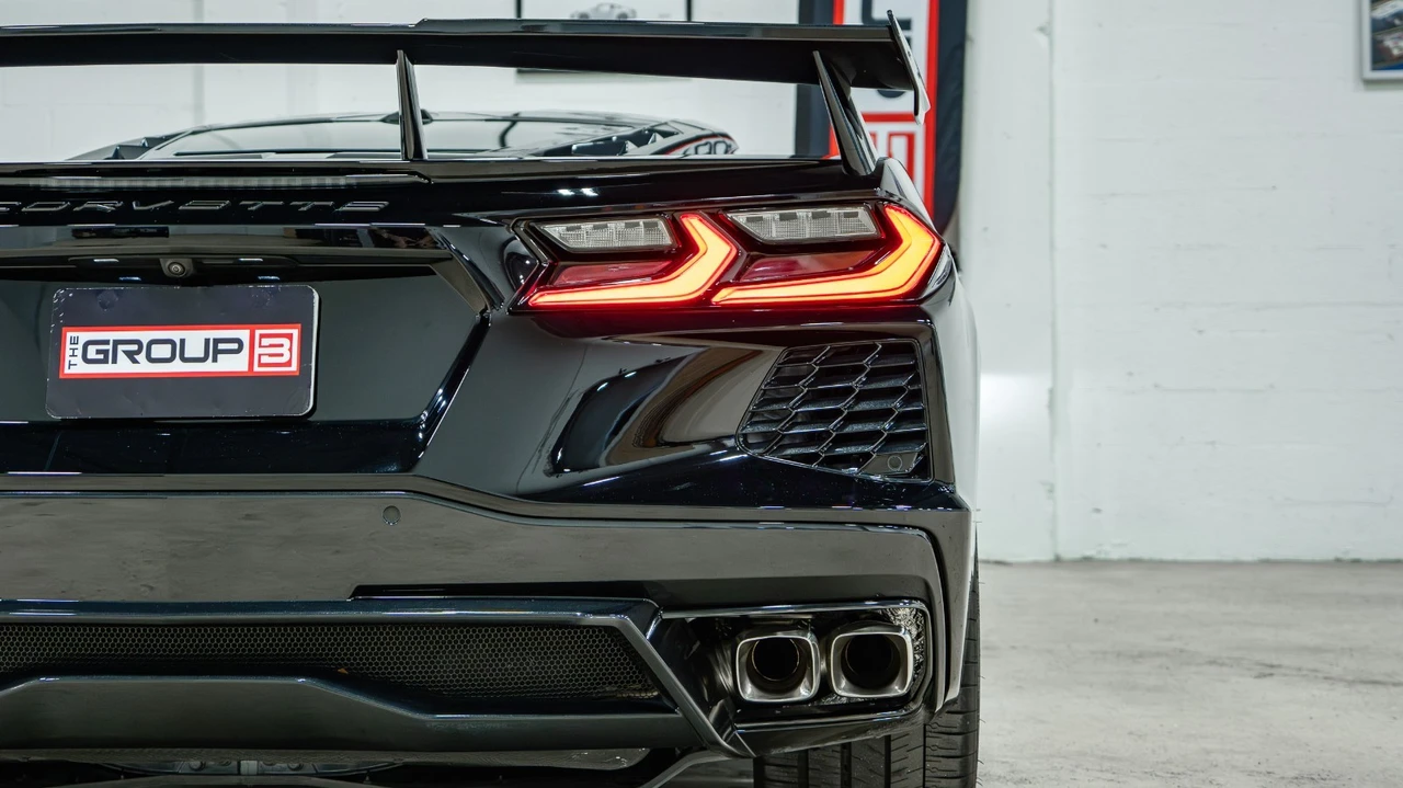 2025 Chevrolet Corvette C8 - Image 12 of 31