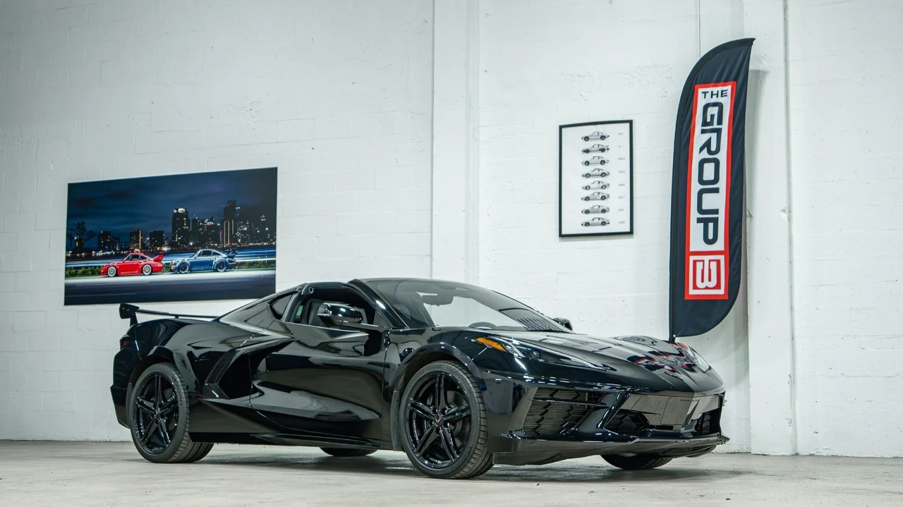 2025 Chevrolet Corvette C8 - Image 20 of 31