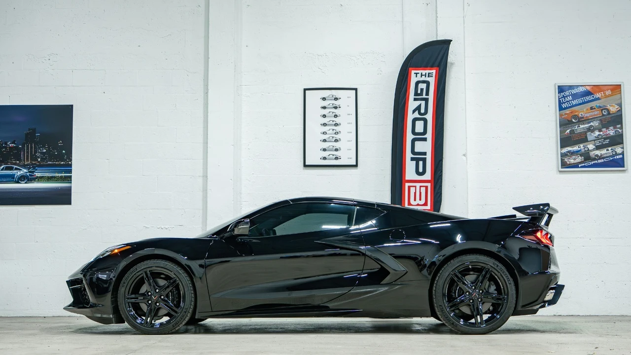 2025 Chevrolet Corvette C8 - Image 3 of 31