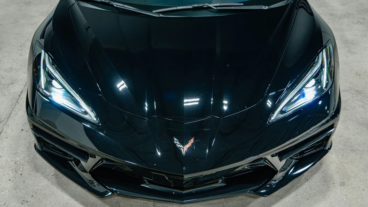 2025 Chevrolet Corvette C8 - Image 22 of 31