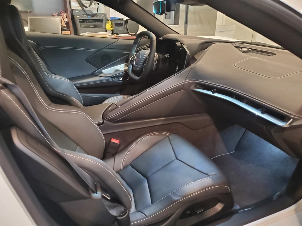 2025 Chevrolet Corvette C8 - Image 14 of 17