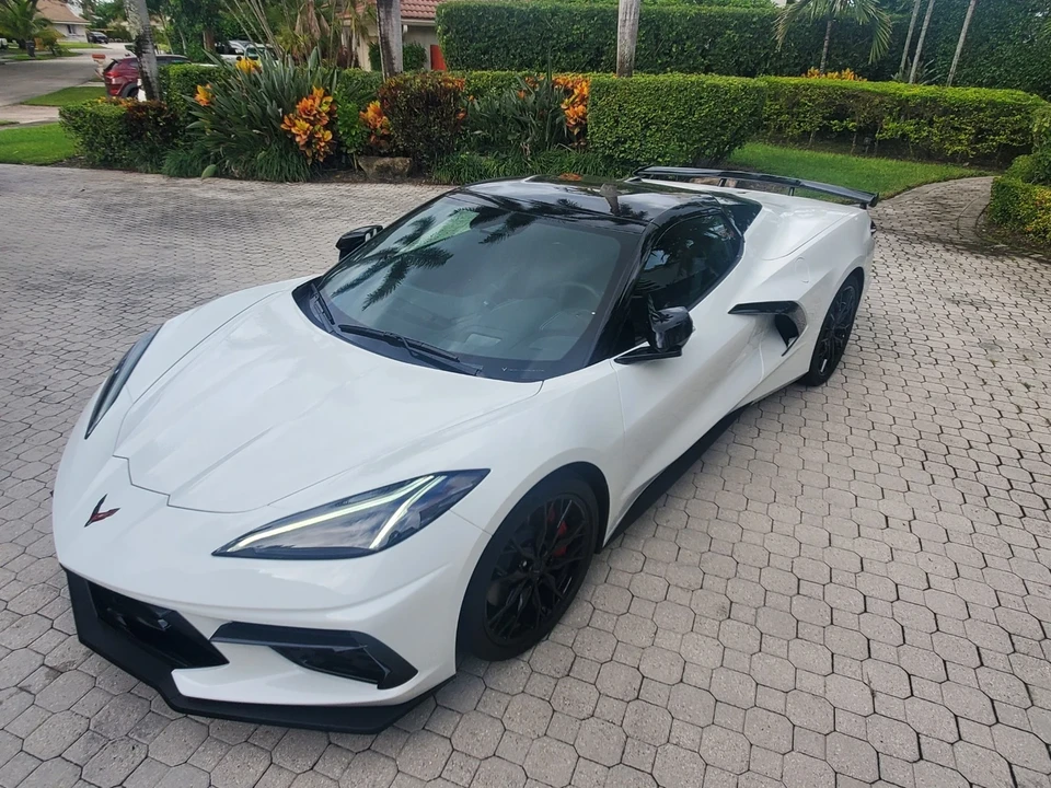 2025 Chevrolet Corvette C8 - Image 3 of 21