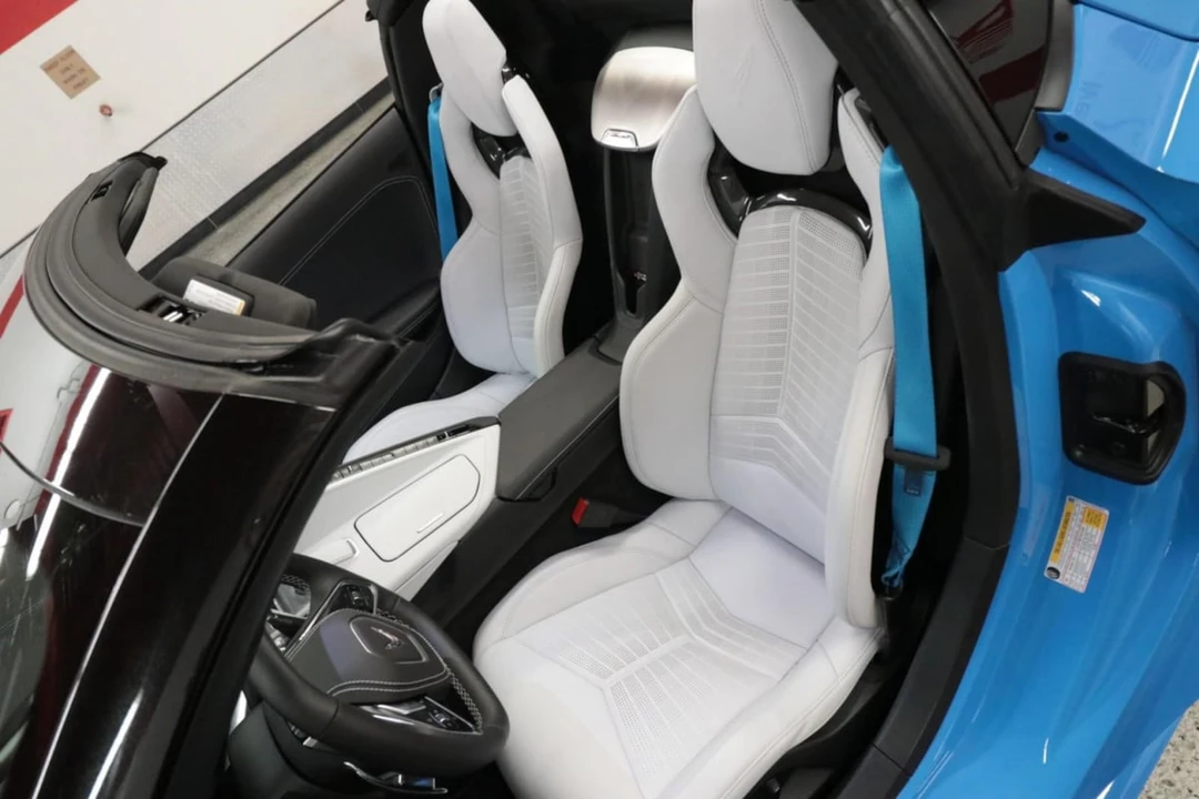 2025 Chevrolet Corvette C8 - Image 15 of 16