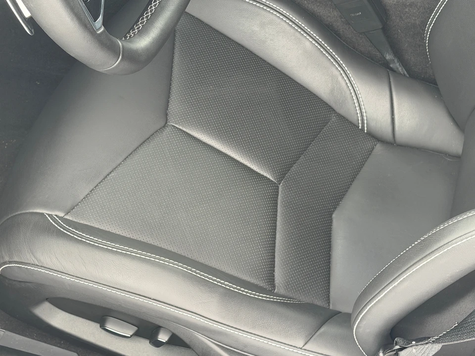 2025 Chevrolet Corvette C8 - Image 19 of 31